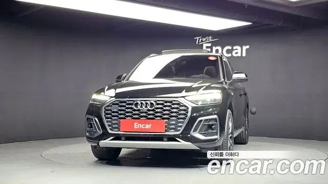 Audi Q5 2021 — Фото 3/20