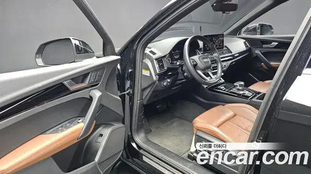 Audi Q5 2021 — Фото 10/20