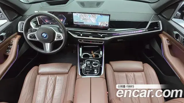 BMW X5 2025 — Фото 10/20