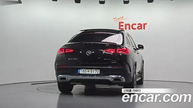 Mercedes-Benz GLE-Class 2021 — Фото 4/20
