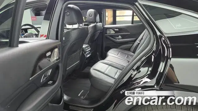 Mercedes-Benz GLE-Class 2021 — Фото 11/20