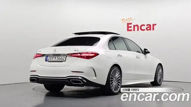 Mercedes-Benz C-Class 2023 — Фото 2/20
