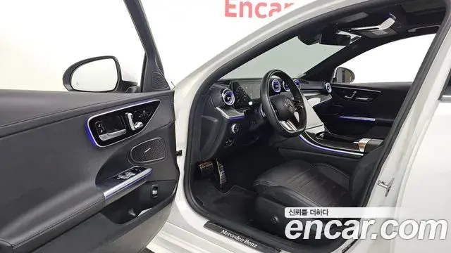 Mercedes-Benz C-Class 2023 — Фото 10/20