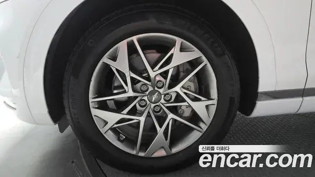 Genesis GV70 2023 — Photo 5/20