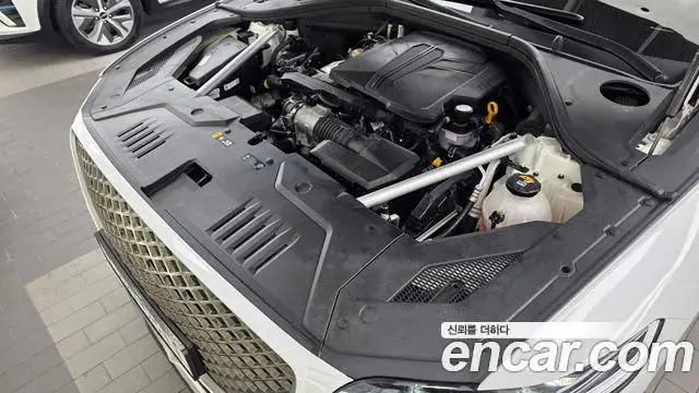 Genesis GV70 2023 — Photo 6/20