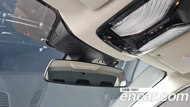 BMW 5 Series 2019 — Фото 17/20