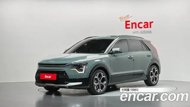 Kia Niro 2022 — Şəkil 13/35