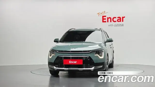 Kia Niro 2022 — Şəkil 1/35