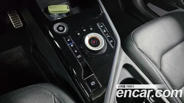 Kia Niro 2022 — Şəkil 20/35