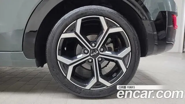 Kia Niro 2022 — Şəkil 9/35