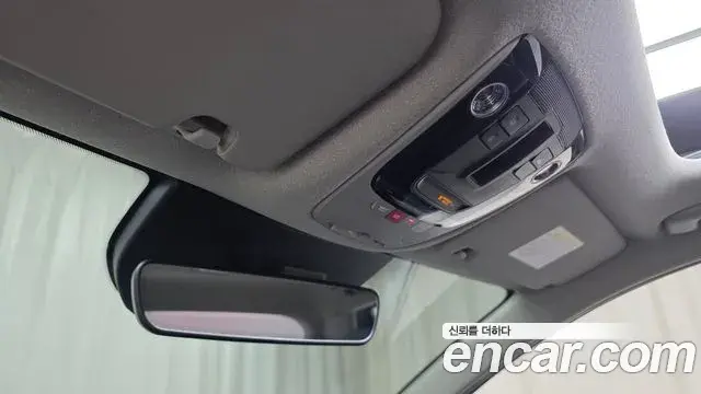 Kia Niro 2022 — Şəkil 23/35