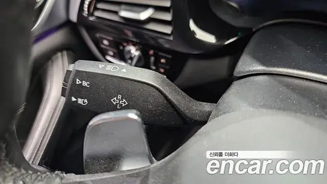 BMW 5 Series 2019 — Фото 19/20
