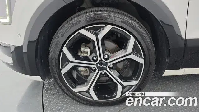 Kia Niro 2022 — Photo 22/39
