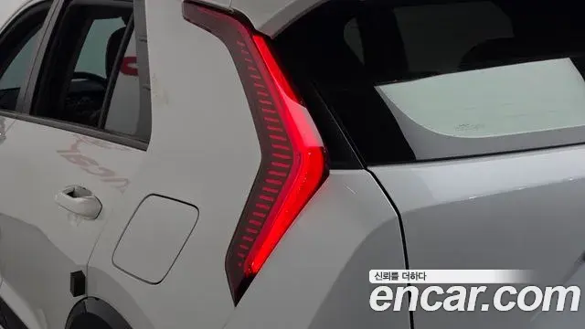 Kia Niro 2022 — Photo 27/39