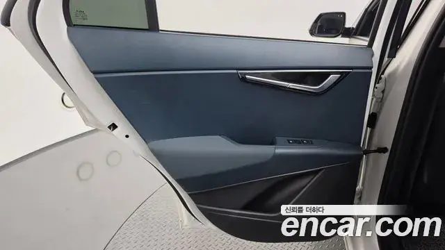 Kia Niro 2022 — Photo 25/39