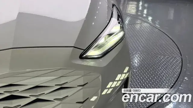 Kia K8 2022 — Şəkil 10/33