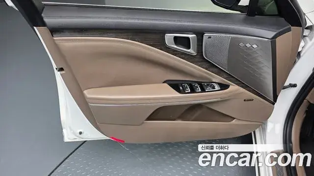 Kia K8 2022 — Şəkil 8/33
