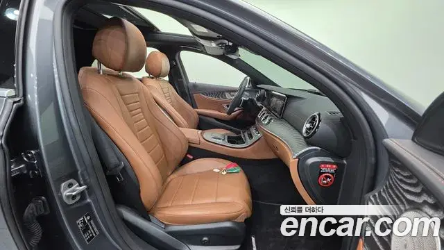 Mercedes-Benz E-Class 2021 — Фото 10/20