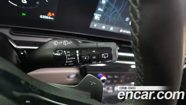Kia Carnival 2024 — ფოტო 30/34