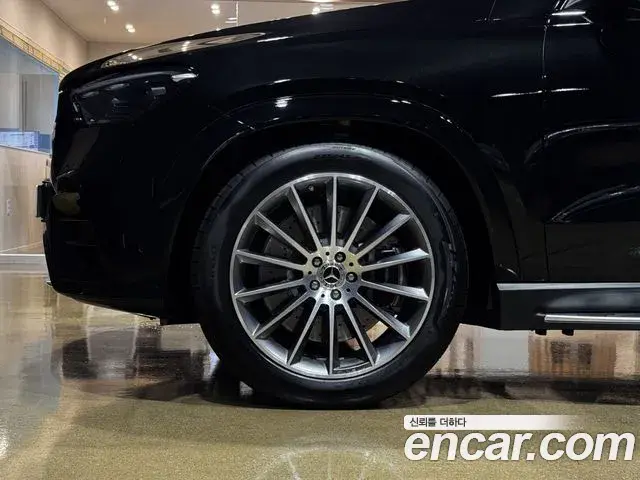 Mercedes-Benz GLE-Class 2026 — Фото 4/10