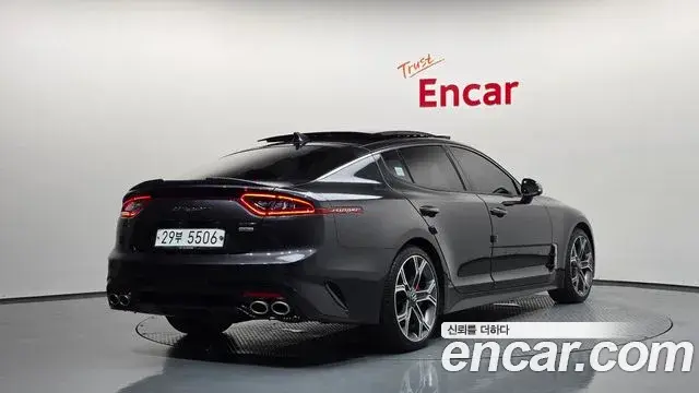 Kia Stinger 2019 — Photo 19/35