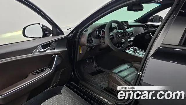 Kia Stinger 2019 — Photo 29/35