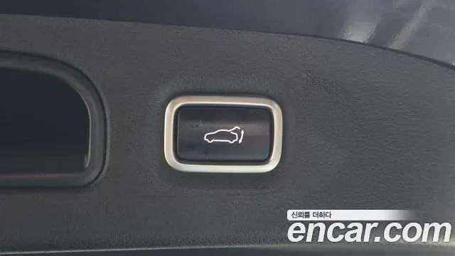 Kia Stinger 2019 — Photo 11/35