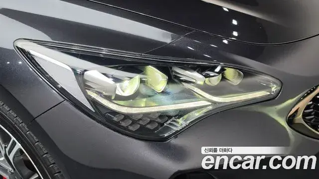 Kia Stinger 2019 — Photo 28/35