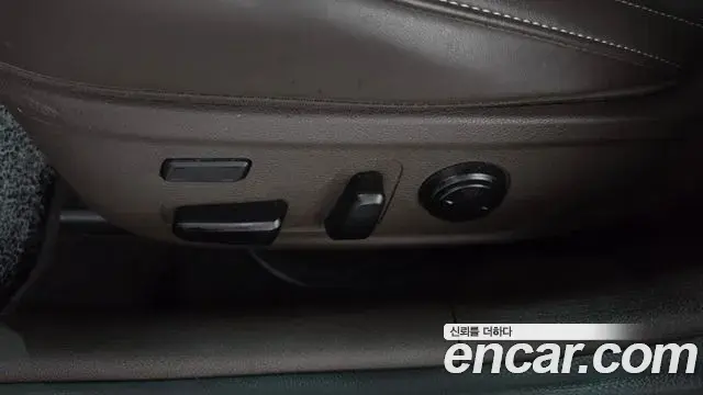 Kia Stinger 2019 — Photo 18/35
