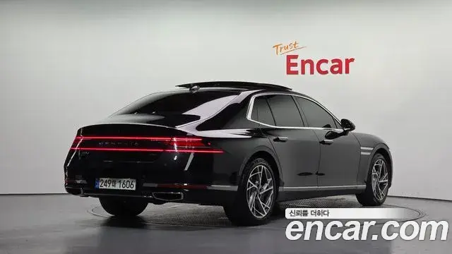 Genesis G90 2022 — Фото 1/20