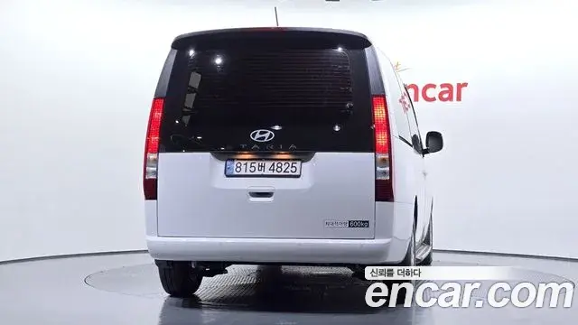 Hyundai Staria 2024 — Фото 4/20