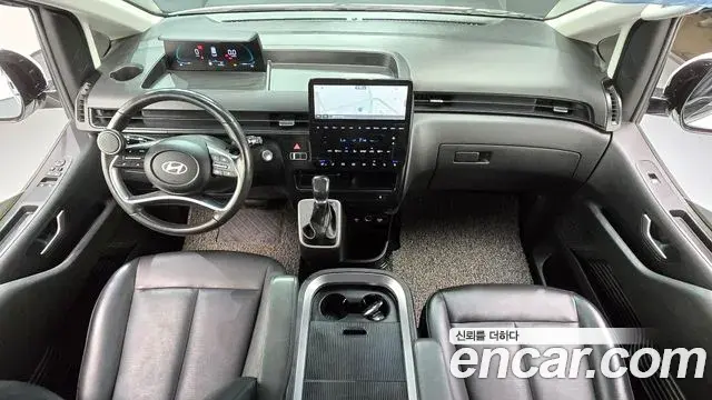 Hyundai Staria 2024 — Фото 7/20
