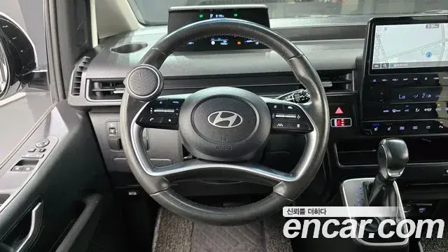 Hyundai Staria 2024 — Фото 13/20