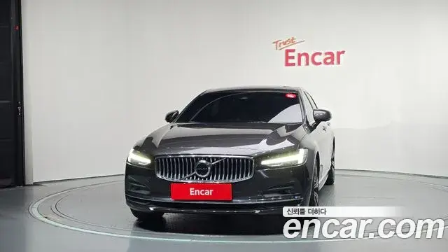 Volvo S90 2022 — Фото 2/20