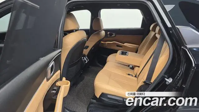 Kia Sorento 2022 — Фото 12/20