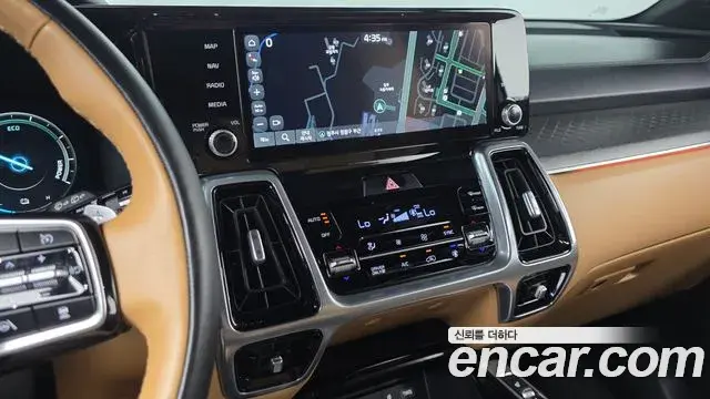 Kia Sorento 2022 — Фото 13/20