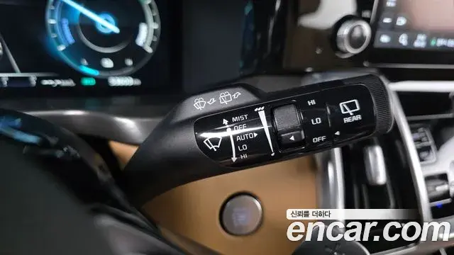 Kia Sorento 2022 — Фото 19/20