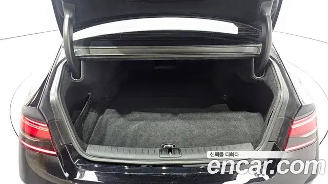 Genesis G90 2022 — Фото 16/20