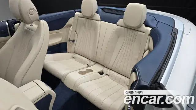 Mercedes-Benz E-Class 2018 — Фото 11/20