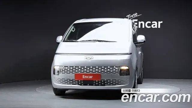 Hyundai Staria 2022 — Photo 20/28