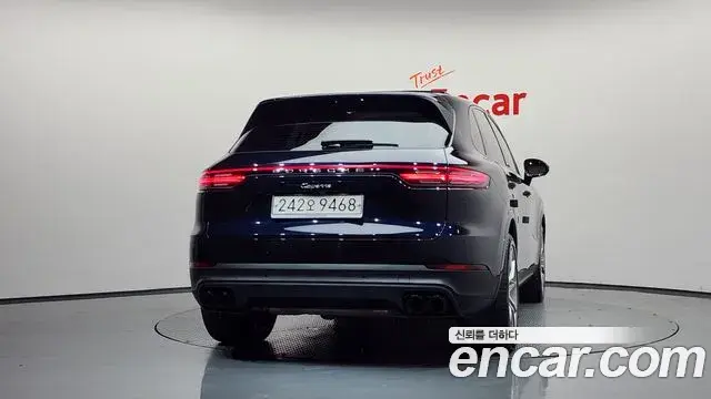 Porsche Cayenne 2019 — Фото 4/20