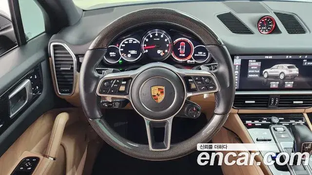 Porsche Cayenne 2019 — Фото 13/20