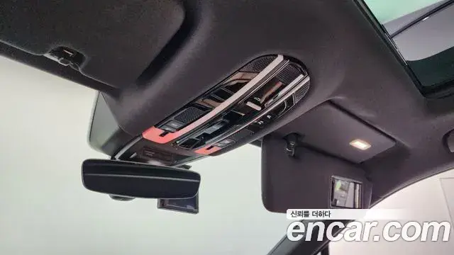 Porsche Cayenne 2019 — Фото 20/20