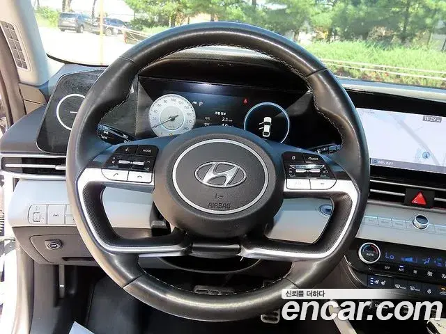 Hyundai Avante 2020 — Фото 8/20