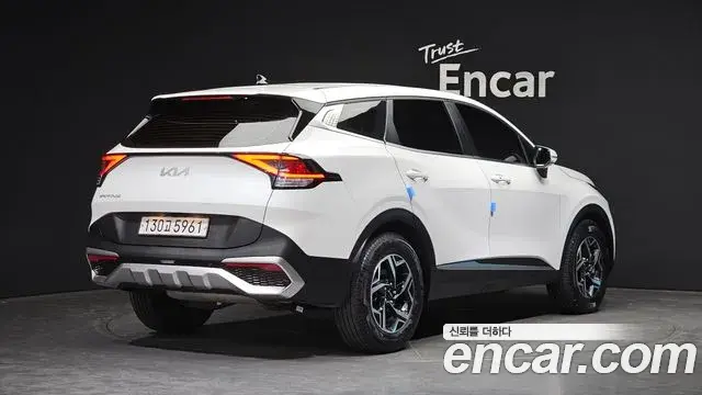 Kia Sportage 2022 — Фото 2/20