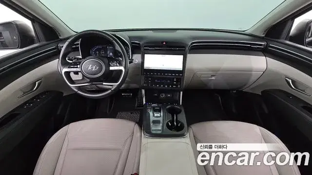 Hyundai The New Tucson 2023 — Фото 9/20