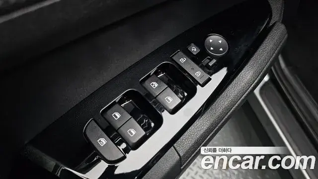 Kia Sportage 2023 — Şəkil 14/20