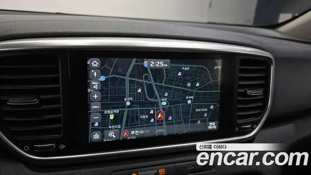 Kia Sportage The Bold 2019 — ფოტო 7/30