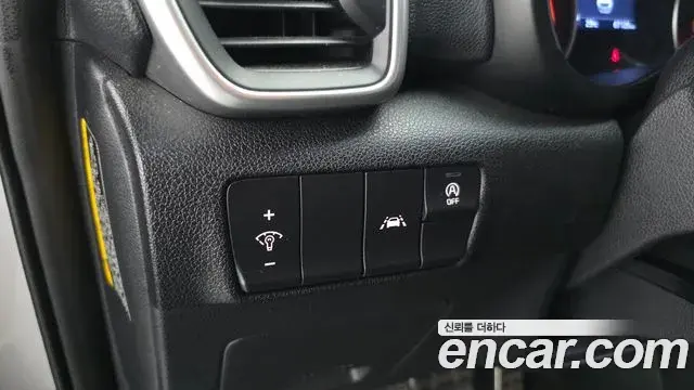 Kia Sportage The Bold 2019 — ფოტო 4/30