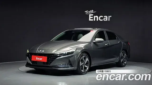Hyundai Avante 2021 — Фото 1/20